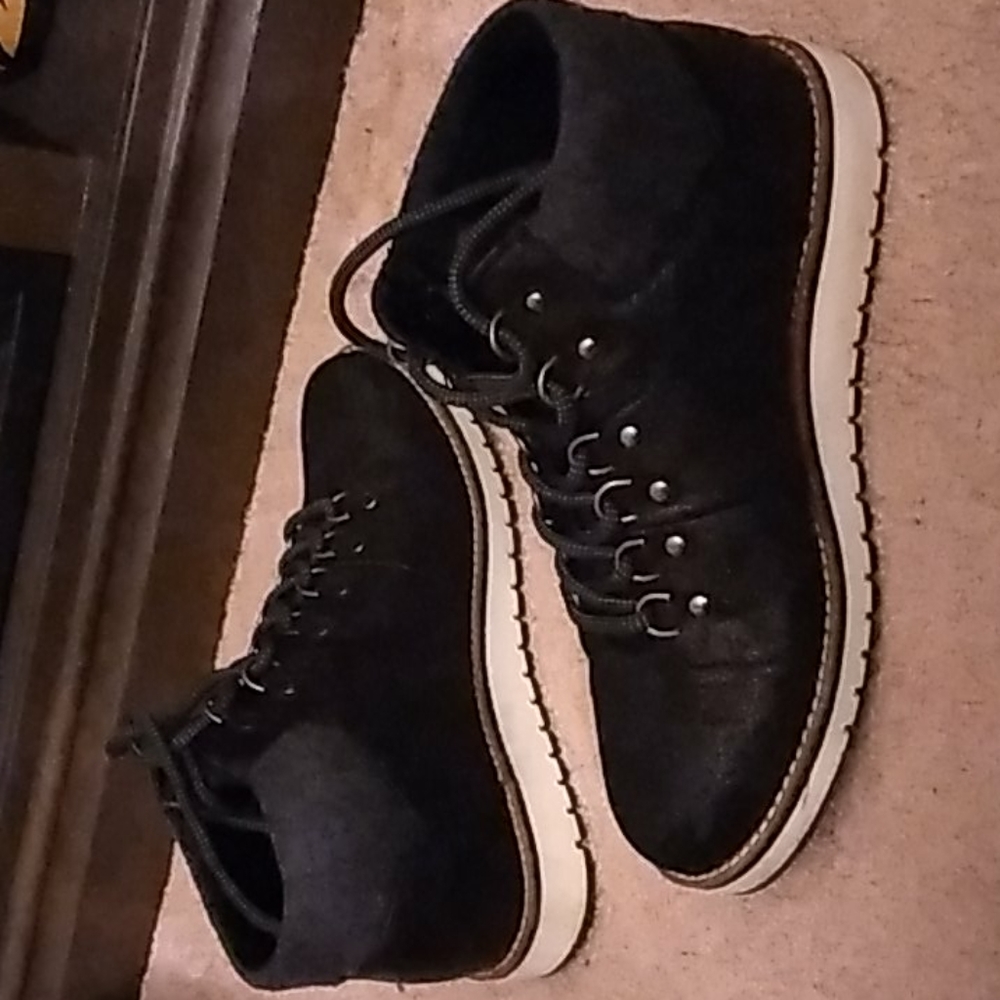 Womens black  somoma boots